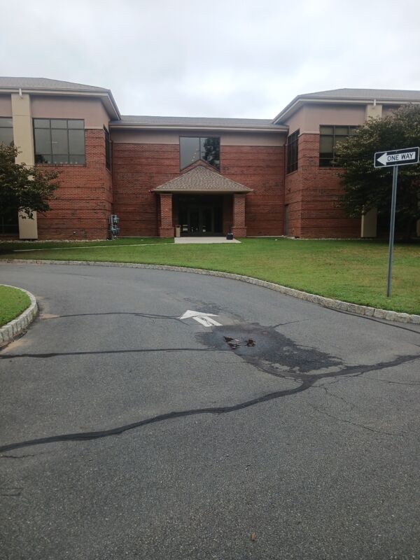 Exterior Photo of the Center for Vein Restoration in Hamilton, New Jersey showing the outside of building
