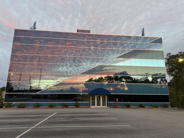Exterior photo of the  Framingham, Massachusetts location of center for Vein Restoration showing the outside of the building