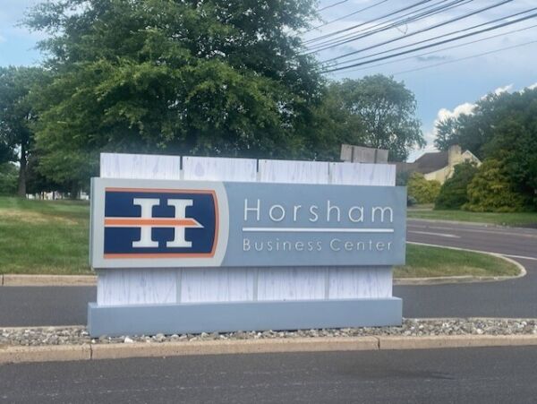 Exterior photo of the Horsham, Pennsylvania location of center for Vein Restoration showing the outside
