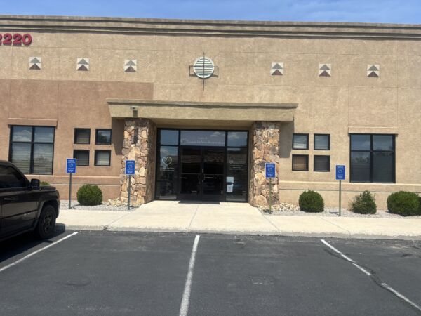 Exterior photo of the Rio Rancho, New Mexico location of center for Vein Restoration showing the outside of the building