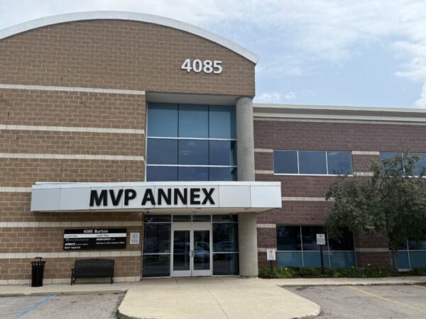 Exterior photo of the Grand Rapids, MI location for Center for Vein Restoration showing the outside of the building
