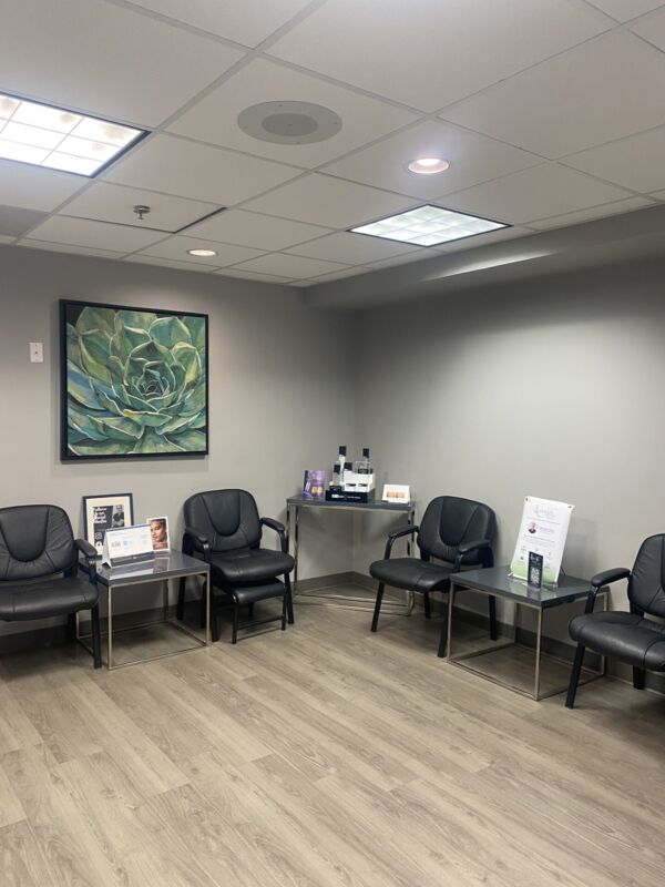 Interior Photo of the Center for Vein Restoration in Nashua, new hampshire showing the waiting area