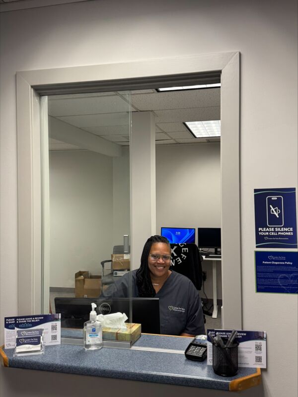 interior photo at the Wilmington, DE location of Center for Vein Restoration showing the front desk