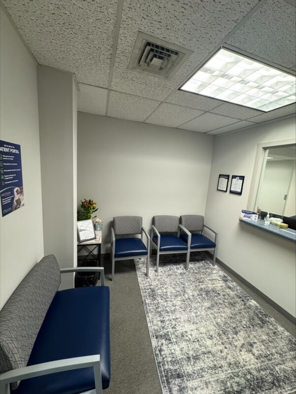 interior photo at the Wilmington, DE location of Center for Vein Restoration showing the waiting room